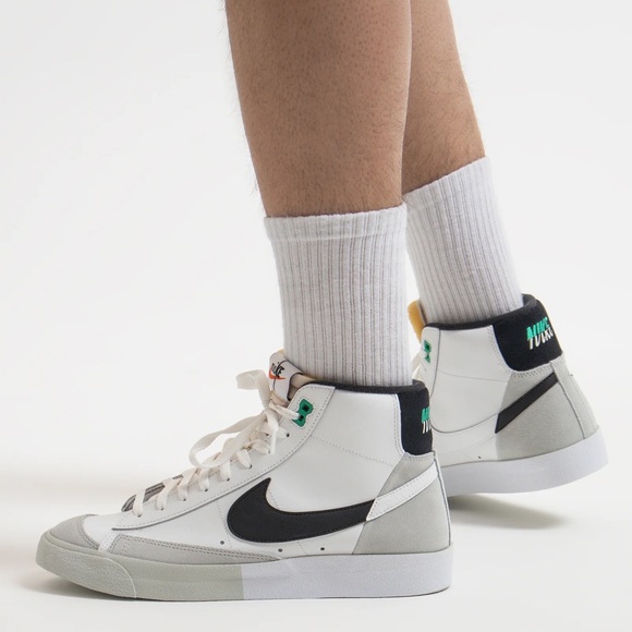 Blazer Mid 77' Split Sneakers - White & Black - Picture 2 of 14